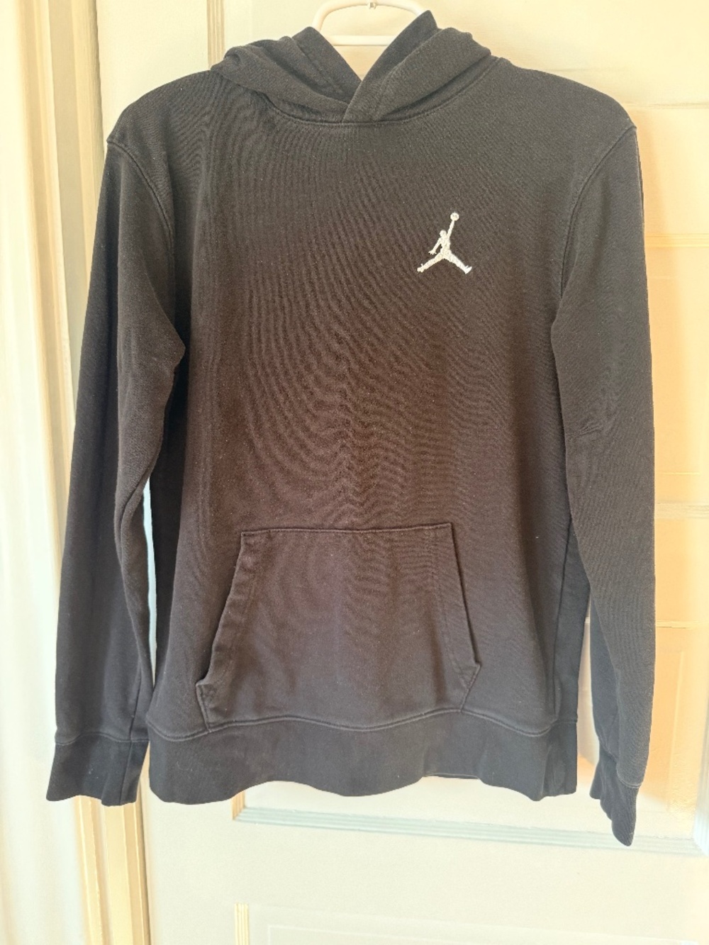 Jordan boys pullover hoodie size XL